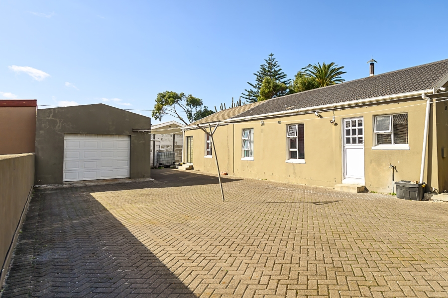 3 Bedroom Property for Sale in Steenberg Western Cape